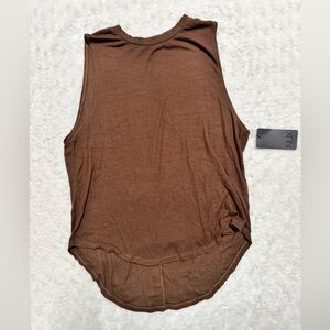 NWT- NUX Acacia Keyhole Ribbed Lux Brown Athletic Women's Tank Top